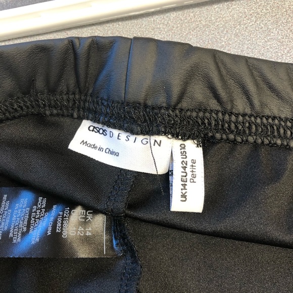 Leather Look Leggings - Picture 4 of 5